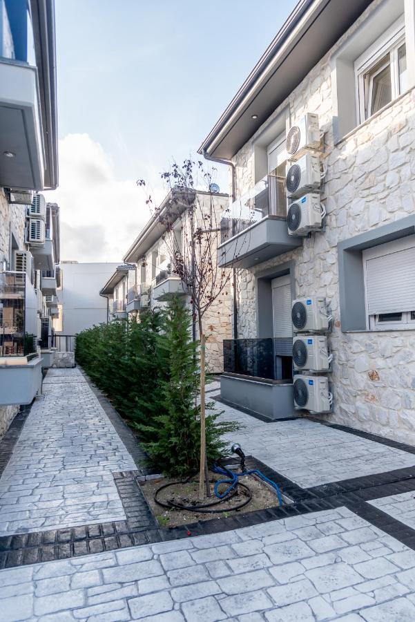 Nika Apartment Hanioti Bagian luar foto