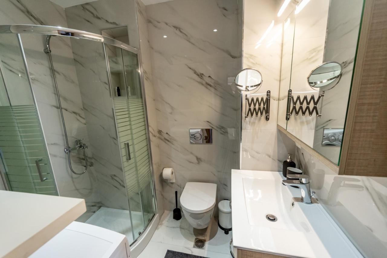 Nika Apartment Hanioti Bagian luar foto