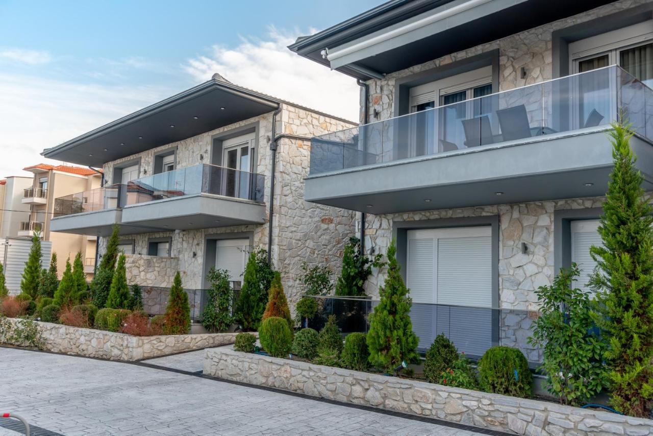Nika Apartment Hanioti Bagian luar foto