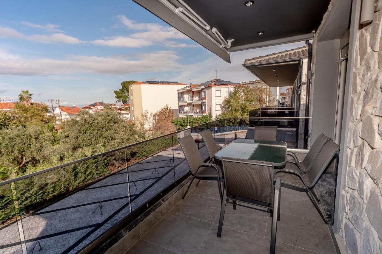 Nika Apartment Hanioti Bagian luar foto
